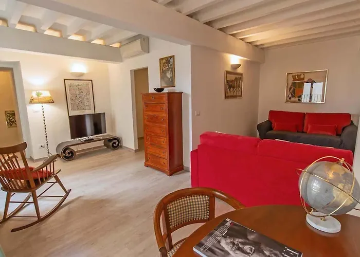 Διαμέρισμα A Due Passi Da Piazza Duomo