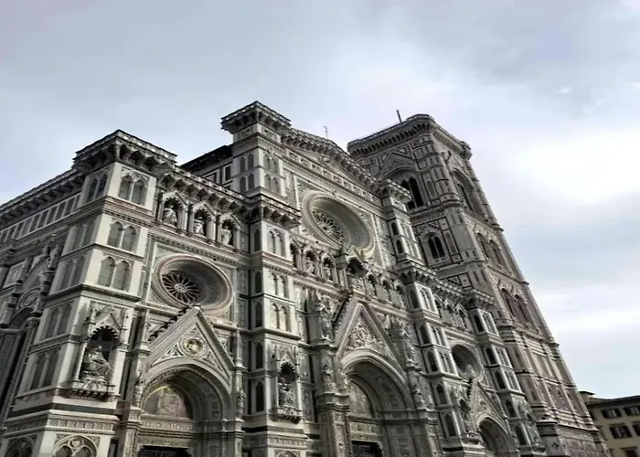 Διαμέρισμα A Due Passi Da Piazza Duomo *